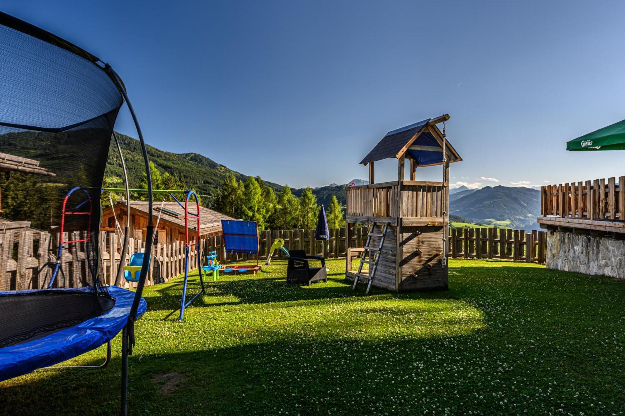 Das Eulersberg Apartments & Chalets 웨르펜웽 외부 사진