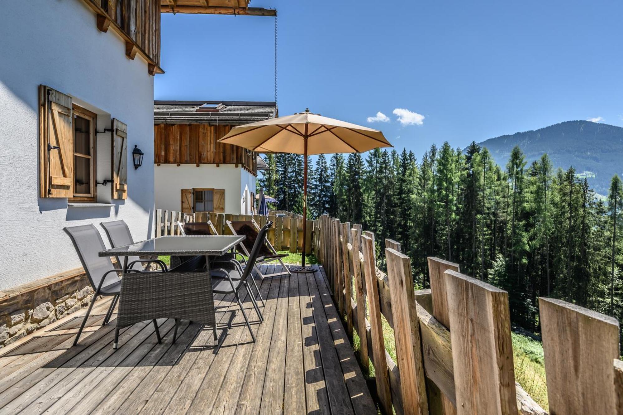 Das Eulersberg Apartments & Chalets 웨르펜웽 객실 사진