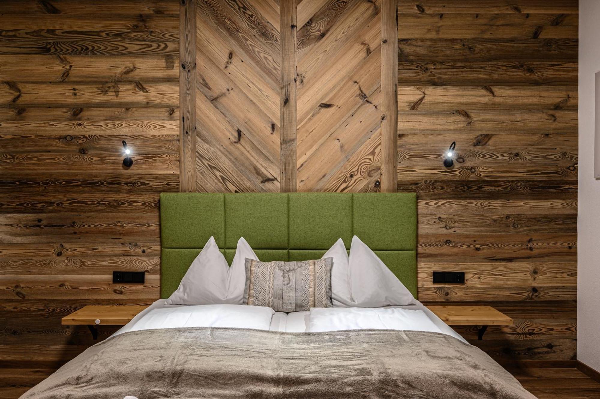 Das Eulersberg Apartments & Chalets 웨르펜웽 객실 사진