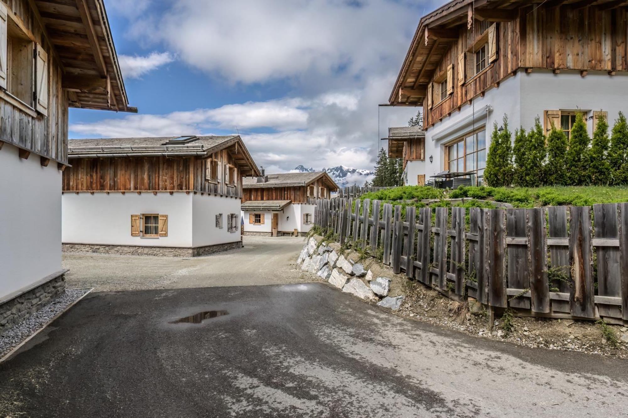 Das Eulersberg Apartments & Chalets 웨르펜웽 객실 사진