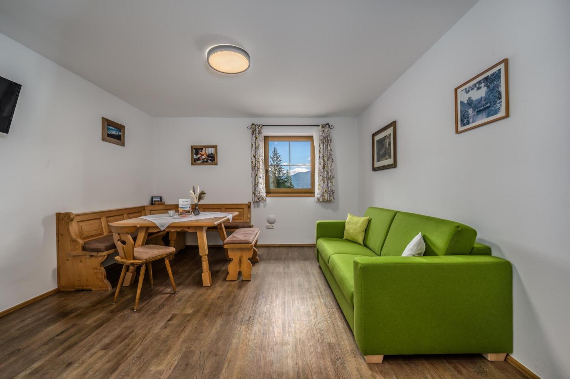 Das Eulersberg Apartments & Chalets 웨르펜웽 외부 사진