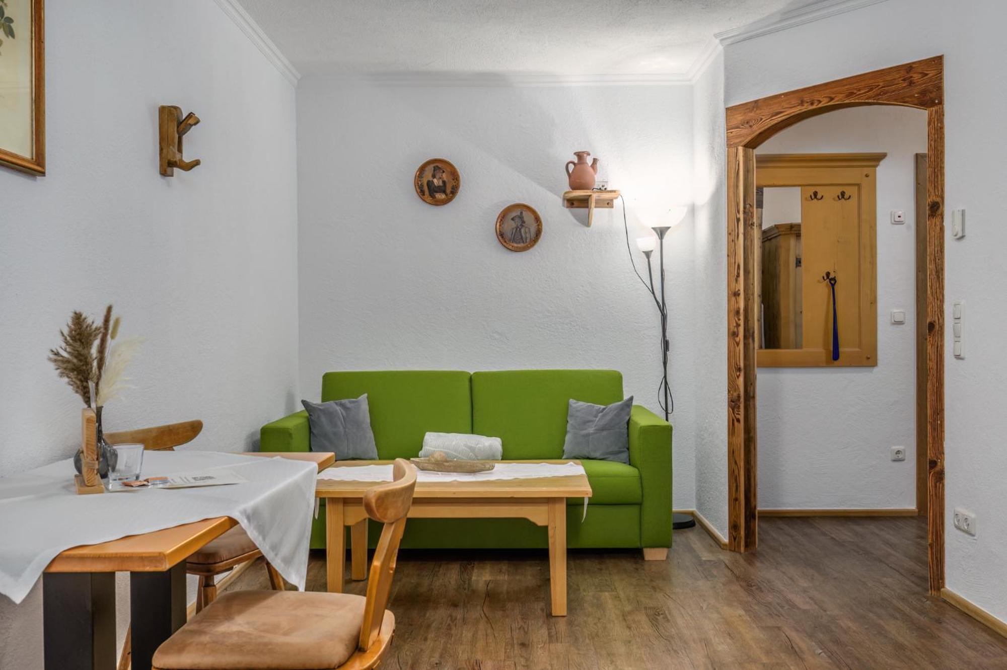 Das Eulersberg Apartments & Chalets 웨르펜웽 외부 사진