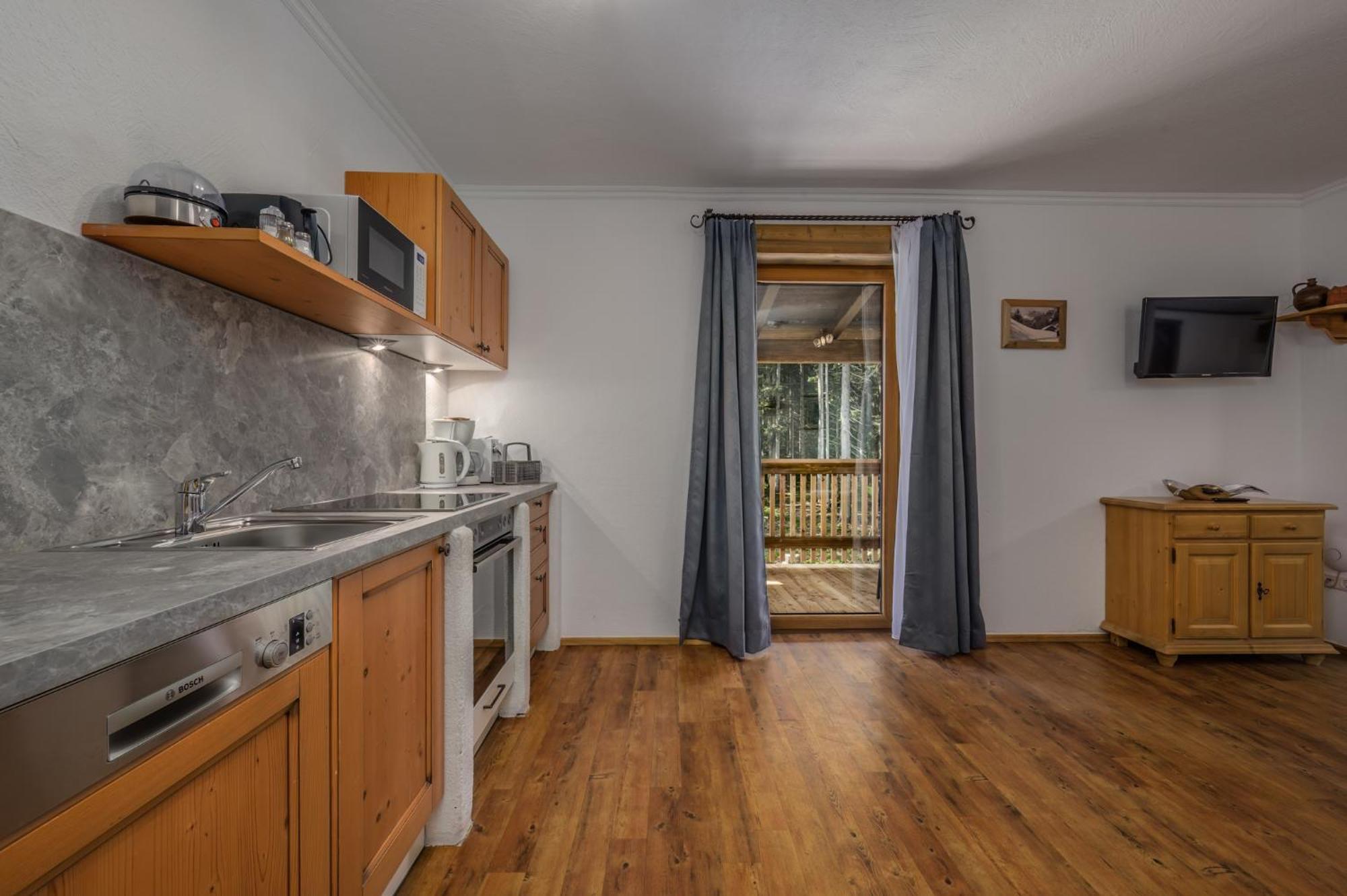 Das Eulersberg Apartments & Chalets 웨르펜웽 외부 사진