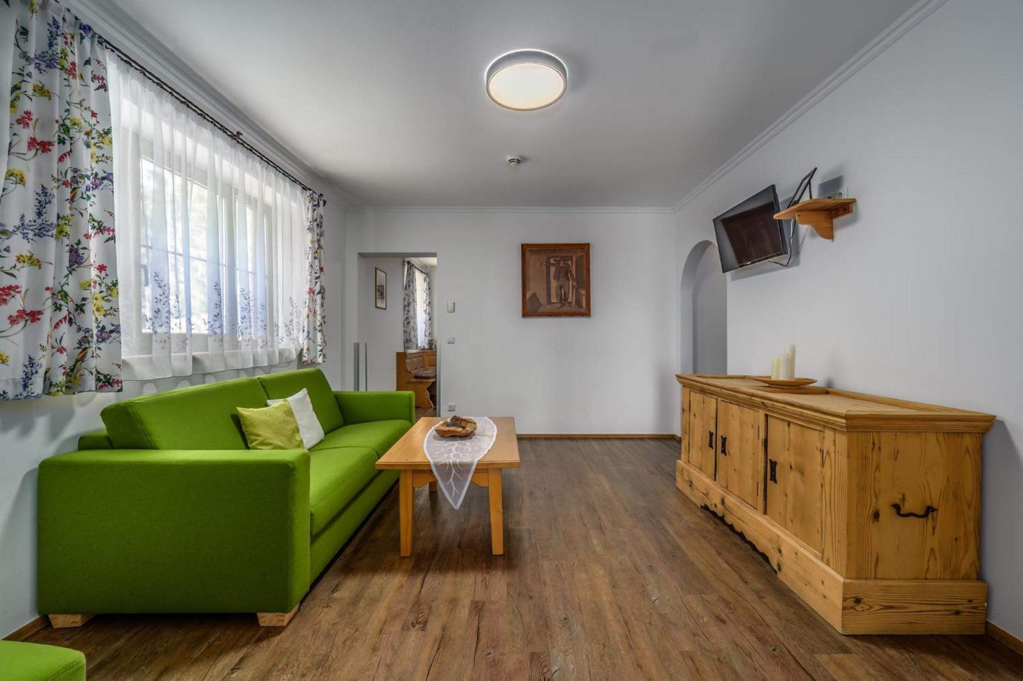 Das Eulersberg Apartments & Chalets 웨르펜웽 외부 사진